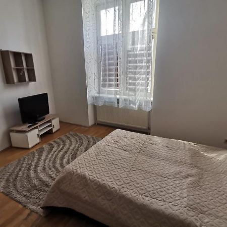 Central City Apartment Виена Екстериор снимка