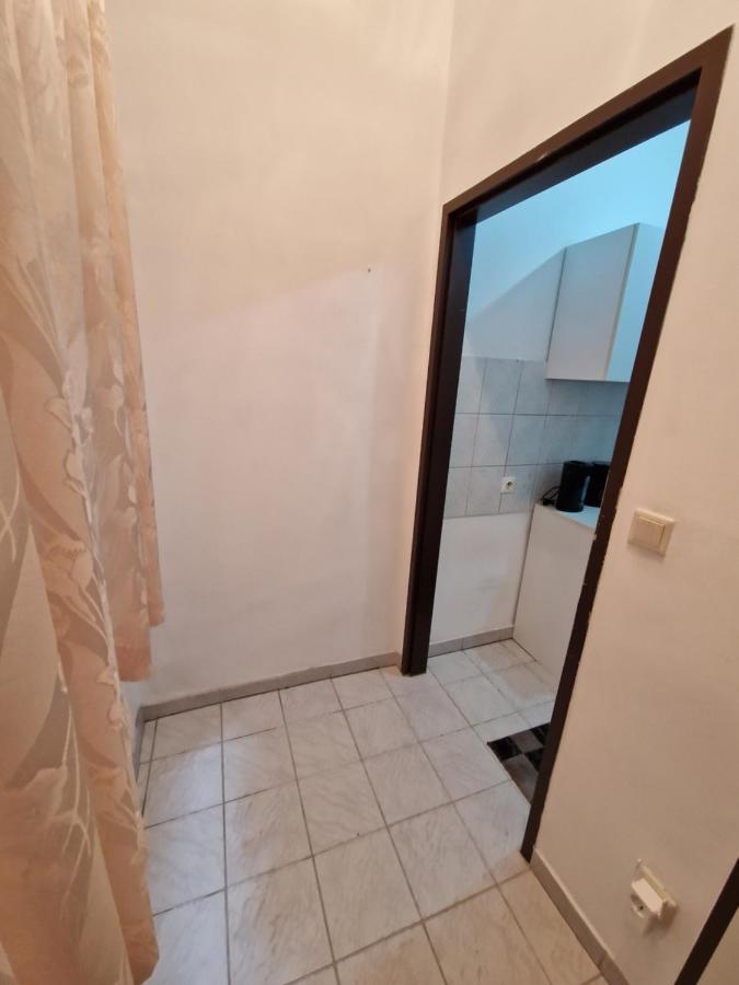 Central City Apartment Виена Екстериор снимка